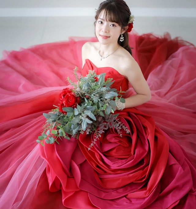 レッド カラードレスフラワー装飾 ウェディングドレスパーティードレス