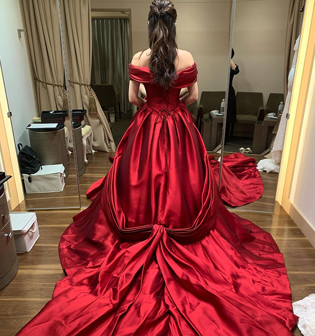 カラードレス 刺繍ドレス ウェディングドレス 赤ドレス | labiela.com