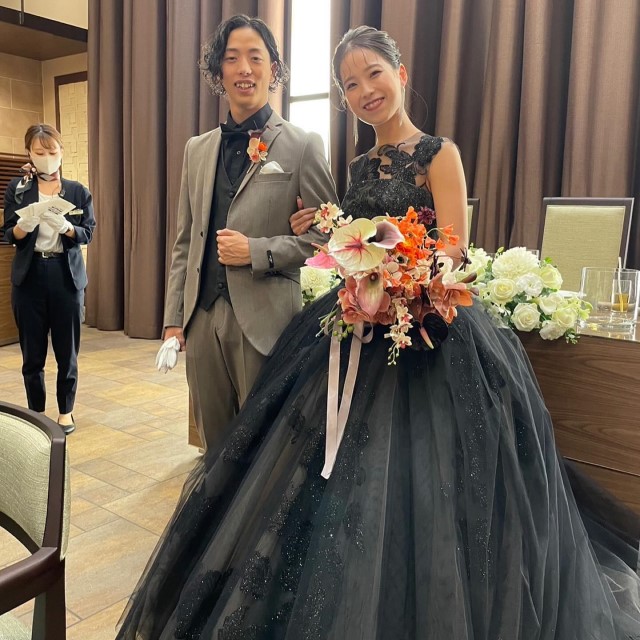 黒のウェディングドレス