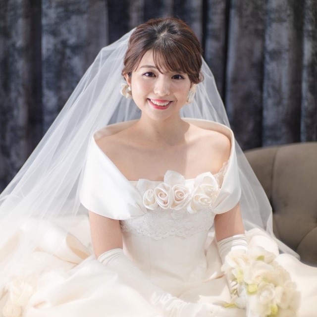 ネックレスをつけていない花嫁