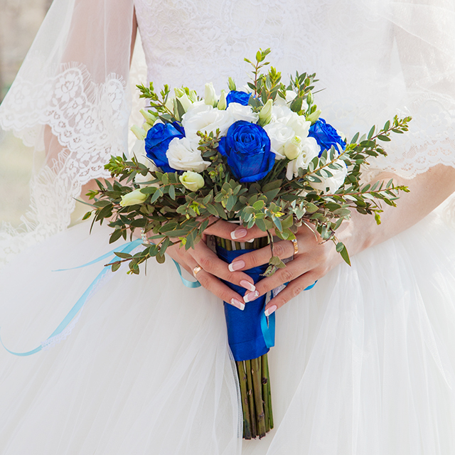 幸せのおまじない サムシングブルー って 結婚式へのおしゃれな取り入れ方 結婚ラジオ 結婚スタイルマガジン