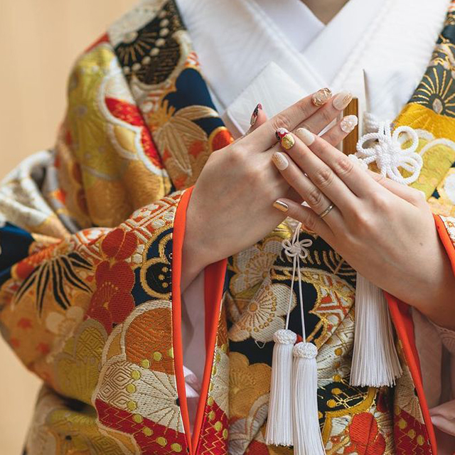 和装】白無垢・色打掛・紋付袴・・・結婚式&前撮りの和装の基礎 和装】白無垢・色打掛・紋付袴・・・結婚式&前撮りの和装の基礎