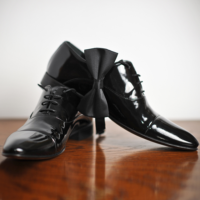 結婚式　新郎用　エナメル　紐付き革靴　プレーントゥ ドレス/ビジネス 購入格安店舗