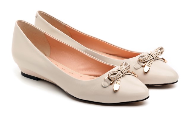 フラットシューズ