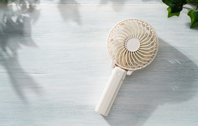 ハンディ扇風機
