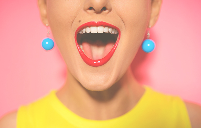 カジュアルなピアス