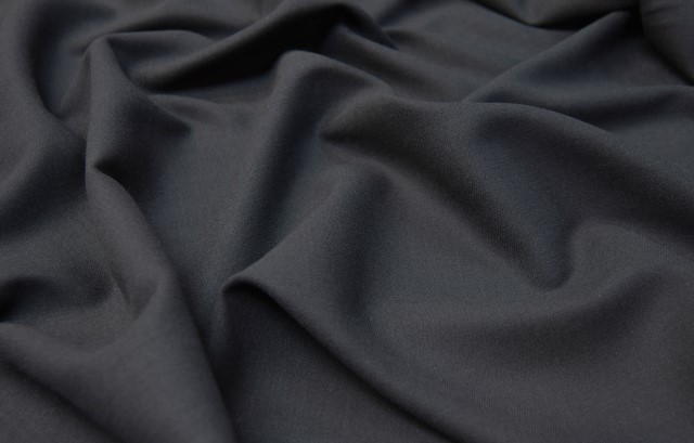 黒い生地