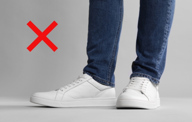 ジーパンとスニーカー