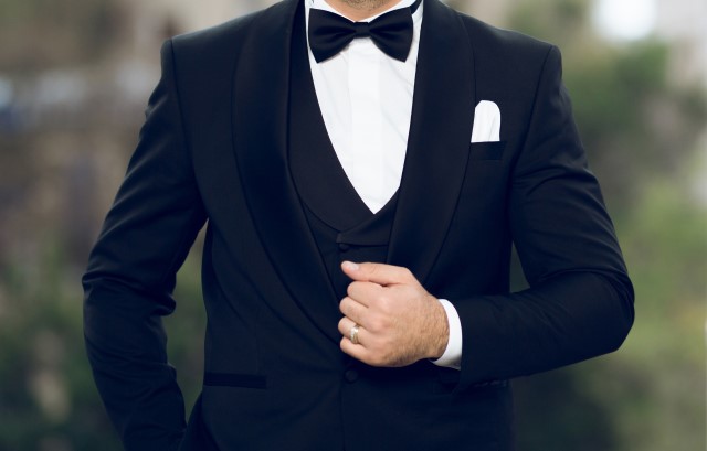 ブラックタイのタキシードコーデ