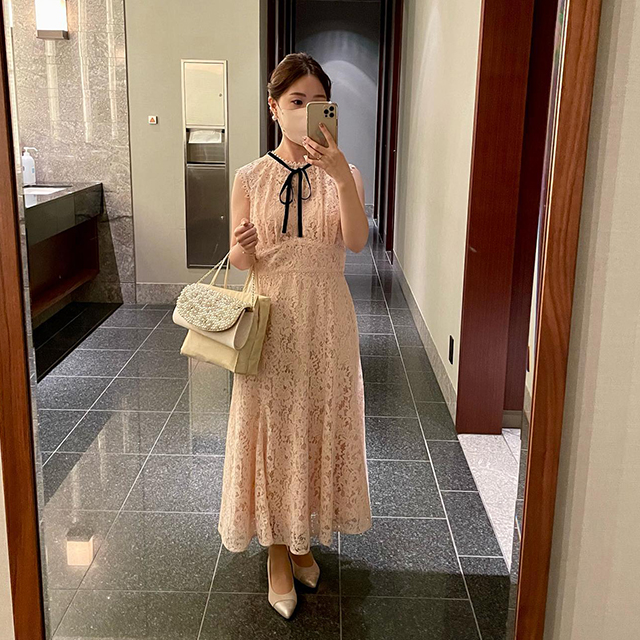 ピンクのドレス