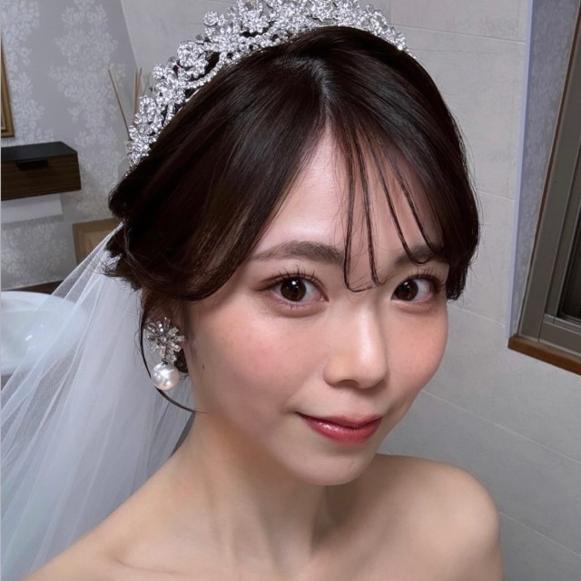 可愛いらしい雰囲気のメイクの花嫁さん