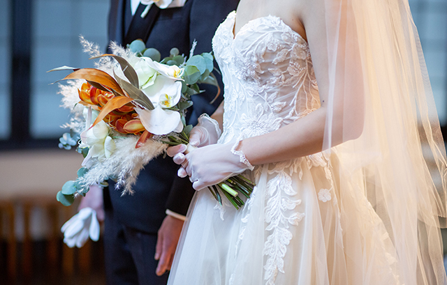 結婚式の新郎新婦