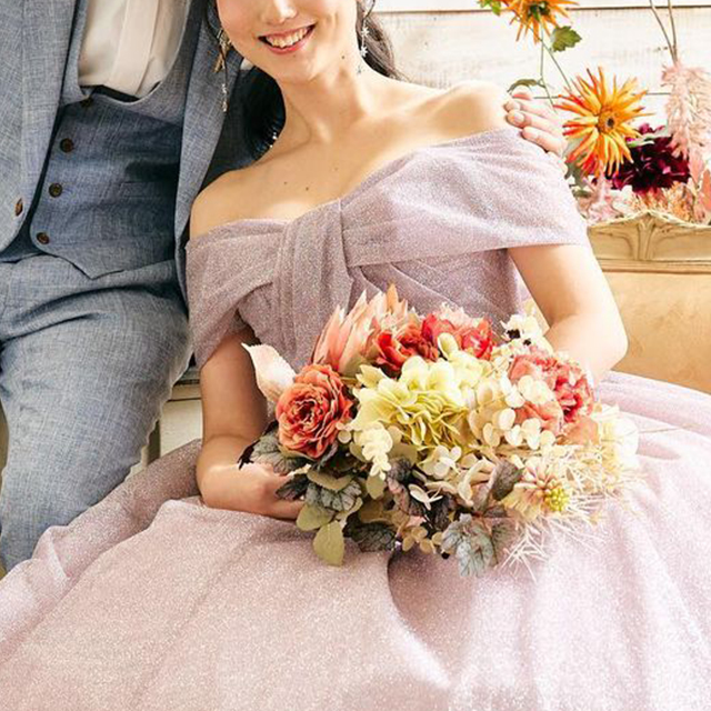 赤・ピンク・イエロー・オレンジ】暖色ドレスに合わせるブーケ実例集